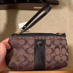 AUTHENTIC COACH WALLET